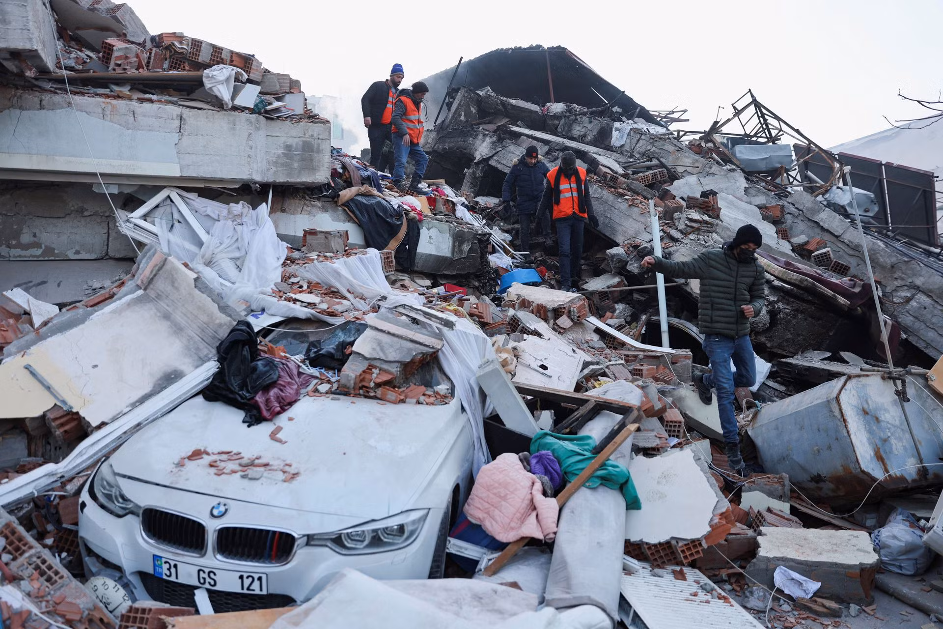 Đoàn xe viện trợ của LHQ đến Syria khi 