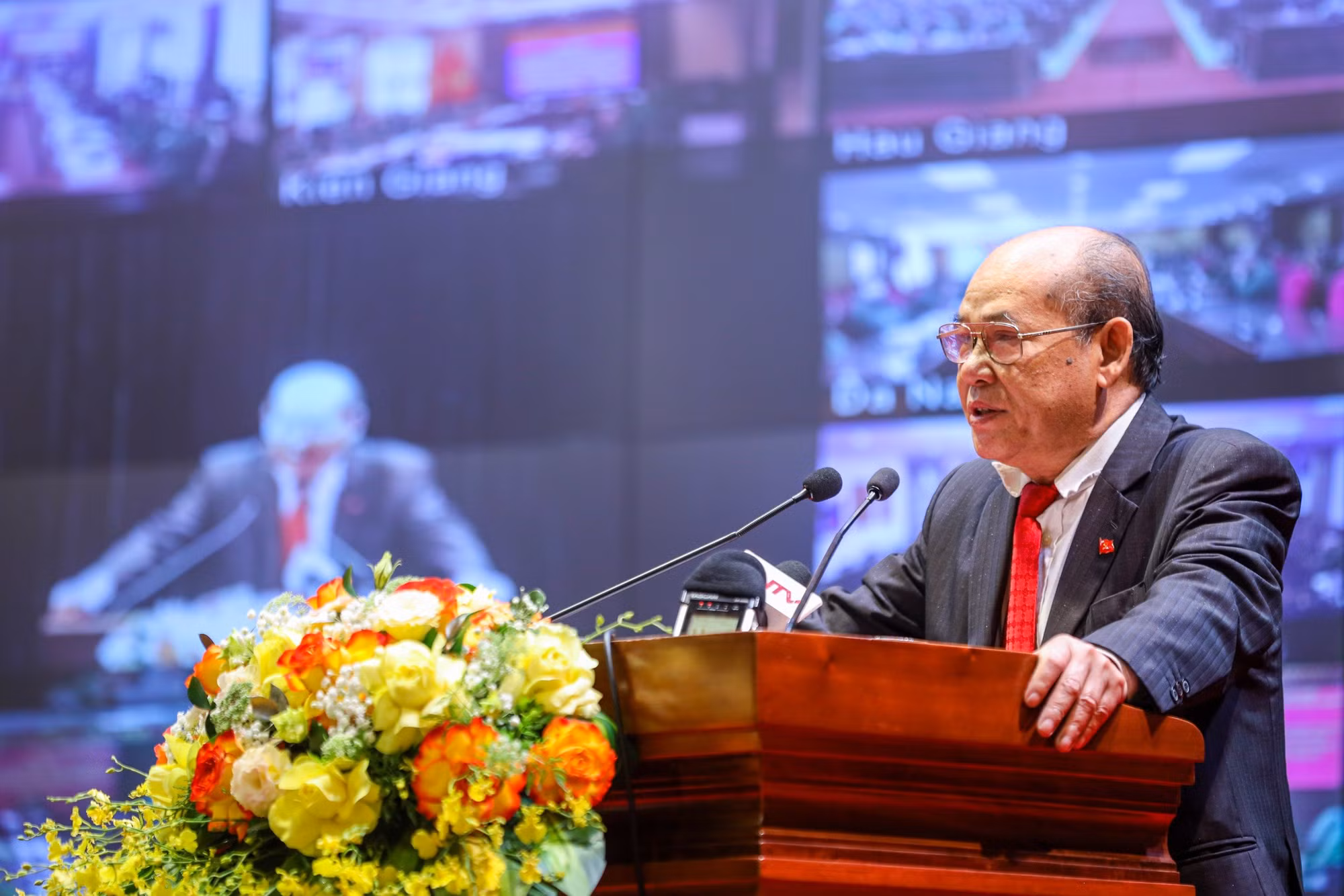 Dường như Tổng Bí thư Nguyễn Phú Trọng sinh ra để làm công tác phòng, chống tham nhũng, tiêu cực -1