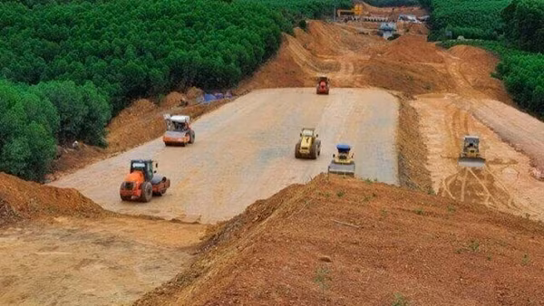 Phê duyệt đầu tư 18 dự án giao thông lớn