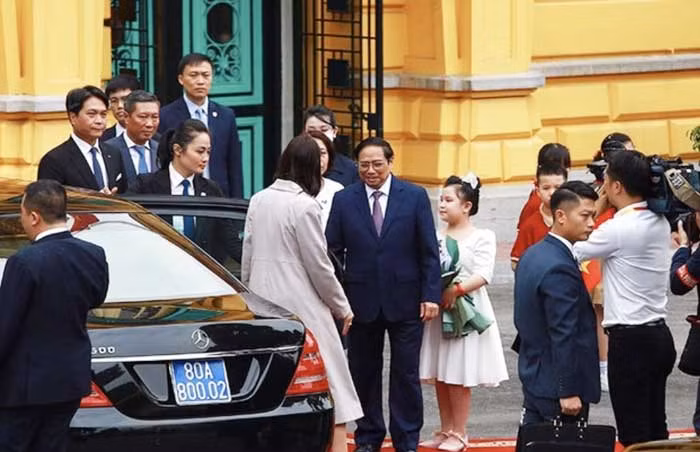 Người dạy tiếng Việt cho nhiều phu nhân nguyên thủ -0