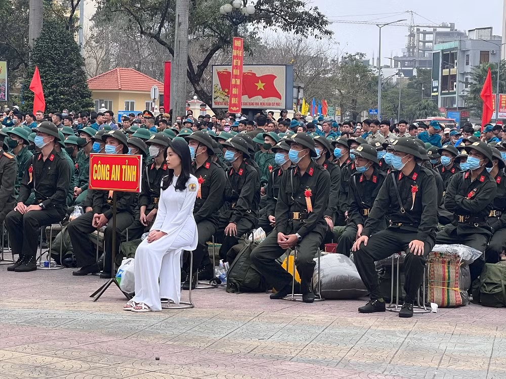 Trung tướng Lê Quốc Hùng, Thứ trưởng Bộ Công an dự Lễ giao nhận quân tại tỉnh Thừa Thiên-Huế -0