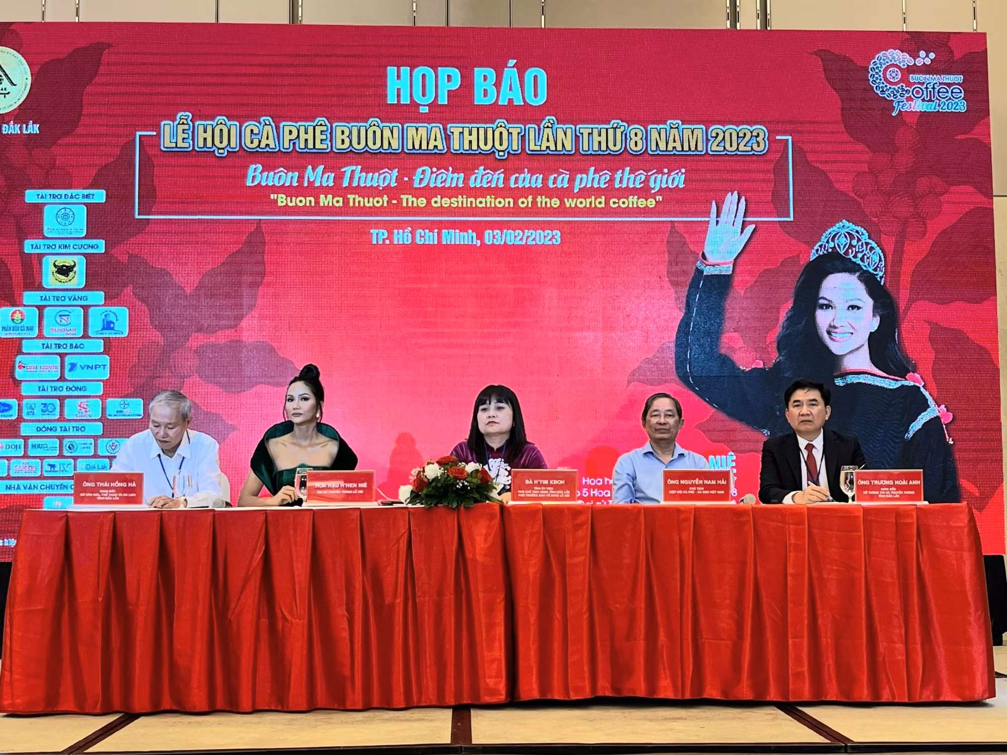 Hoa hậu H’Hen Niê làm đại sứ Lễ hội Cà phê Buôn Ma Thuột 2023 -0