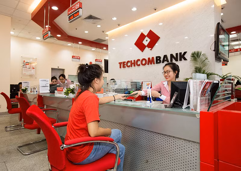 Hé lộ chiến lược giúp Techcombank vượt qua khó khăn -0