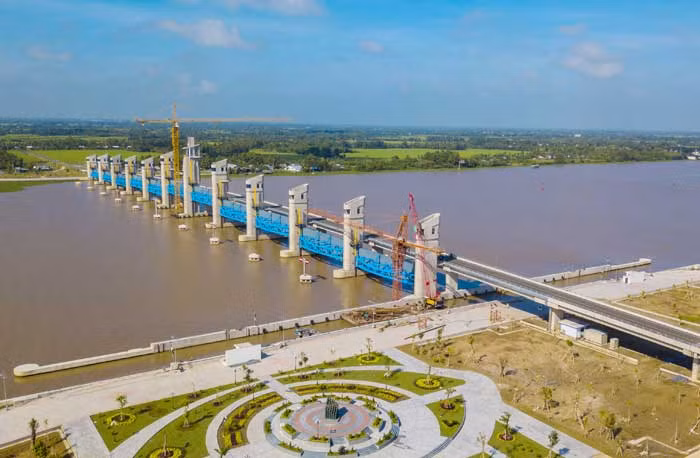 Ứng phó với hạn, mặn vào mùa khô 2023 tại châu thổ Cửu Long -0