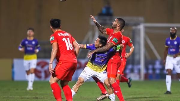 Thúc thủ trước đương kim vô địch, CAHN tụt xuống vị trí thứ 5