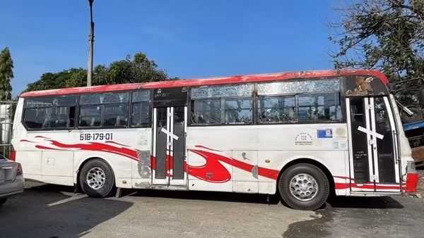 Truy tìm tài xế xe khách gây tai nạn chết người rồi bỏ trốn