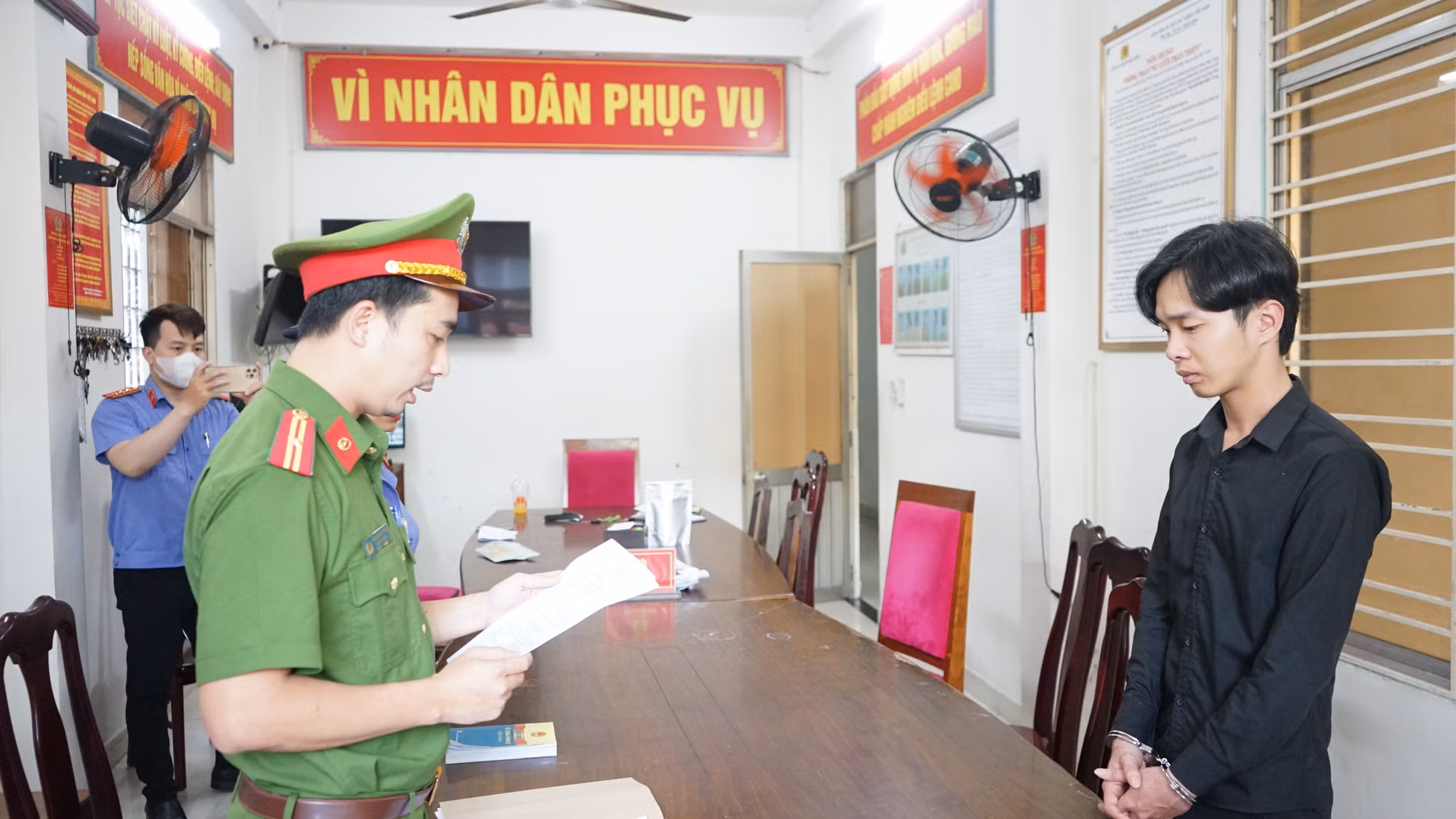 Thêm 2 đối tượng tổ chức sử dụng ma túy tại vũ trường lâu đời nhất Đà Nẵng bị bắt -0