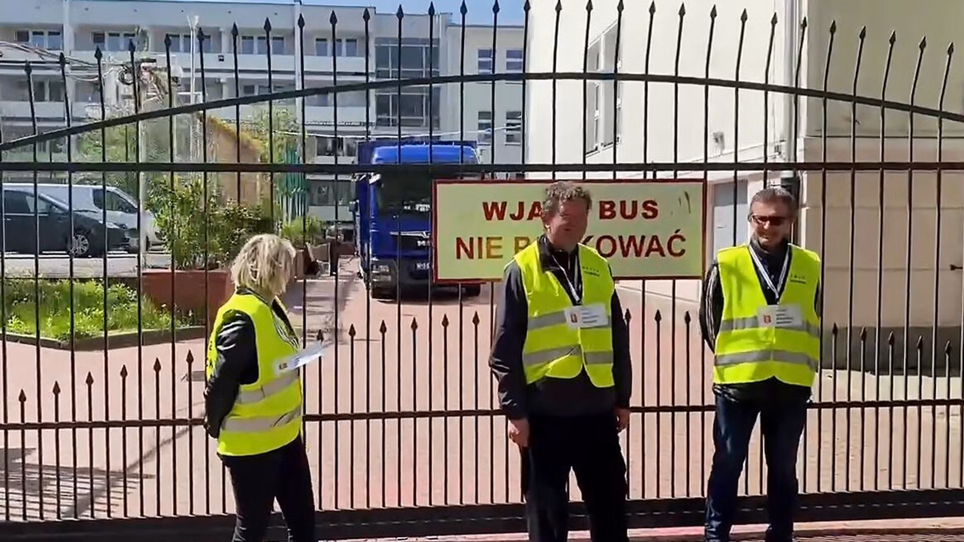 Ba Lan tịch thu trường học đại sứ quán Nga ở Warsaw -0