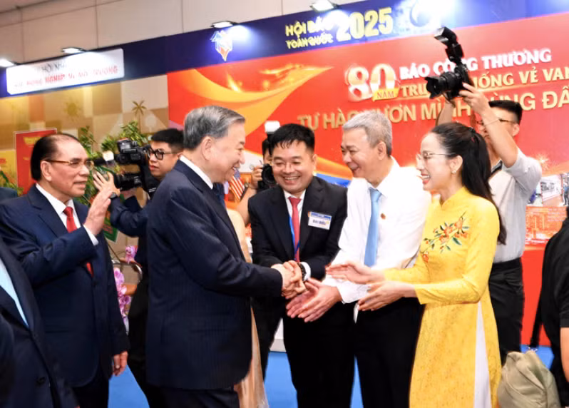 Báo Công Thương: Chặng đường lịch sử 80 năm đầy tự hào -0