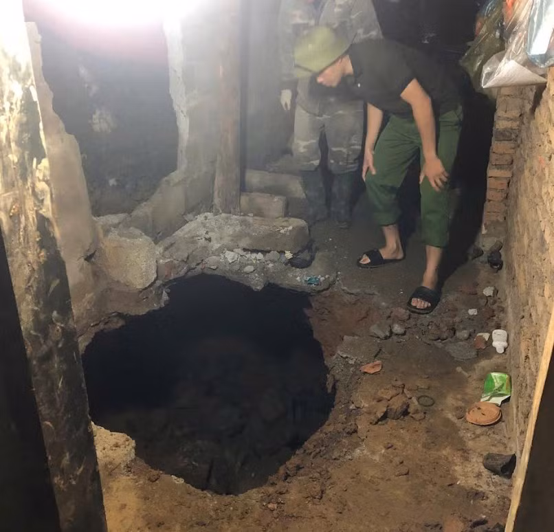 Nhiều điểm sụt lún sau mưa lớn tại Phiêng Khoài, tỉnh Sơn La -1