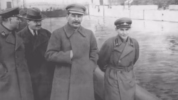 Con đường sa ngã của ủy viên Nội vụ “thép” Nikolay Yezhov
