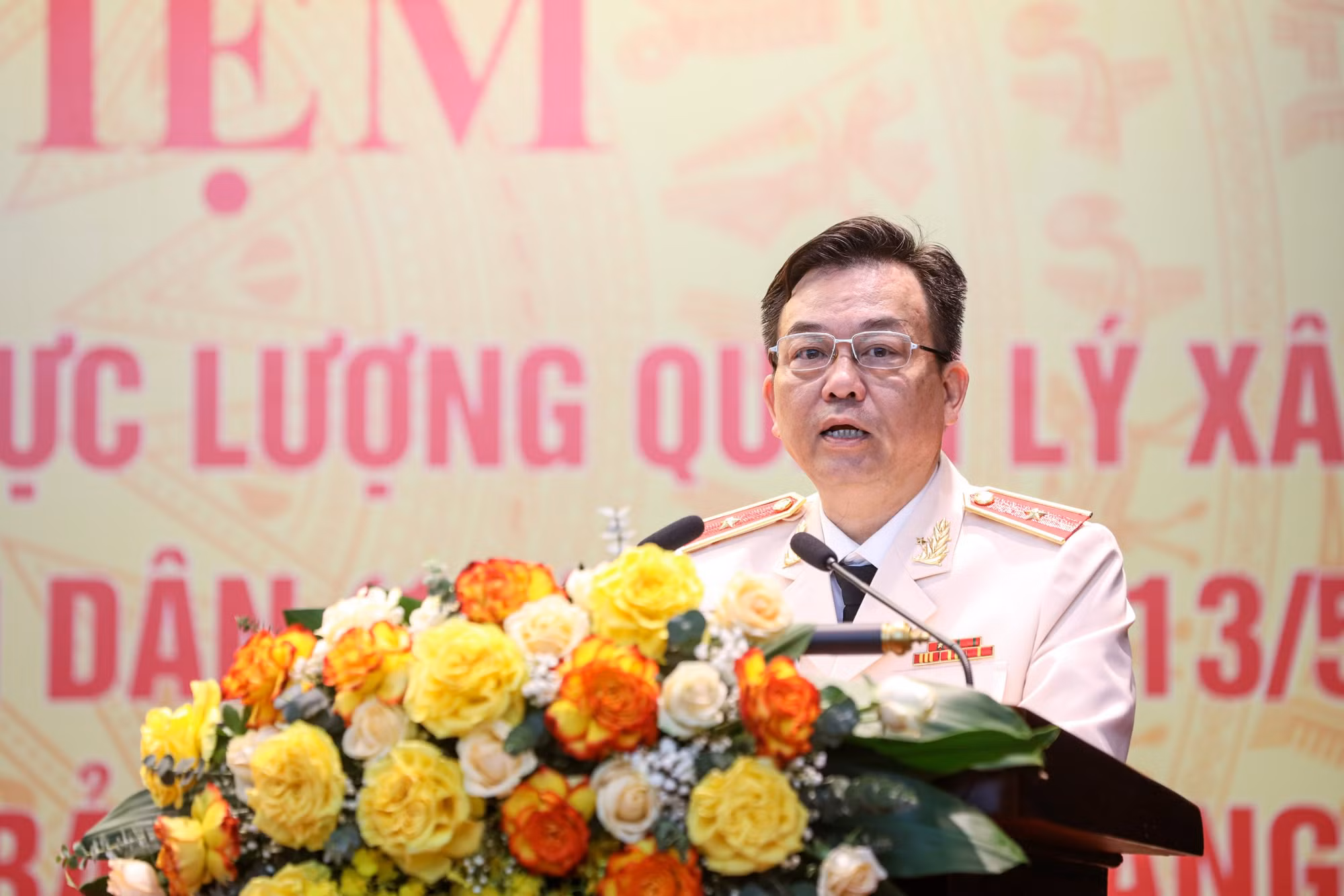 Cục Quản lý Xây dựng và doanh trại đón nhận Huân chương Bảo vệ Tổ quốc hạng Nhất -0