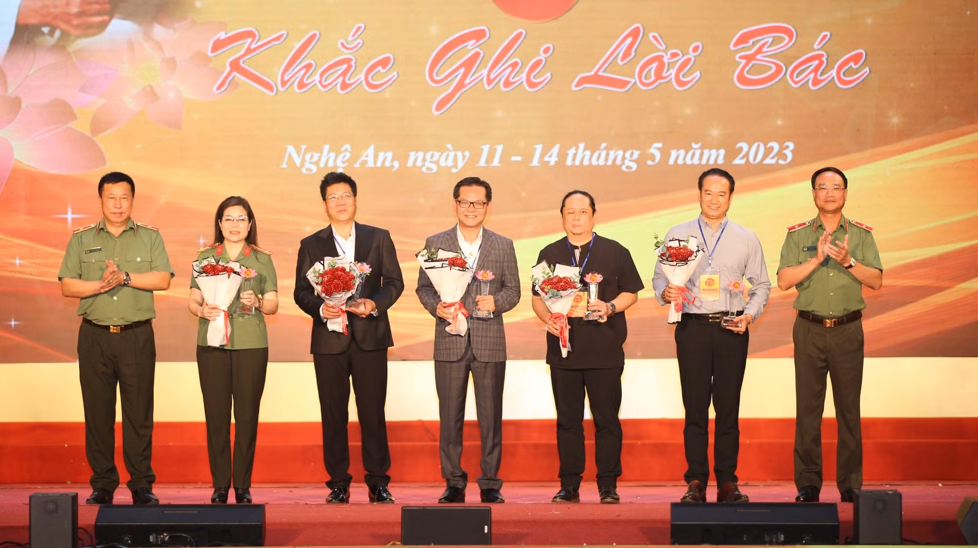 Khai mạc Liên hoan nghệ thuật quần chúng Công an nhân dân, lần thứ XII - khu vực IV -0