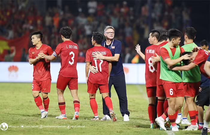 U22 Việt Nam - U22 Indonesia: Sự tự tin của ông Troussier -0