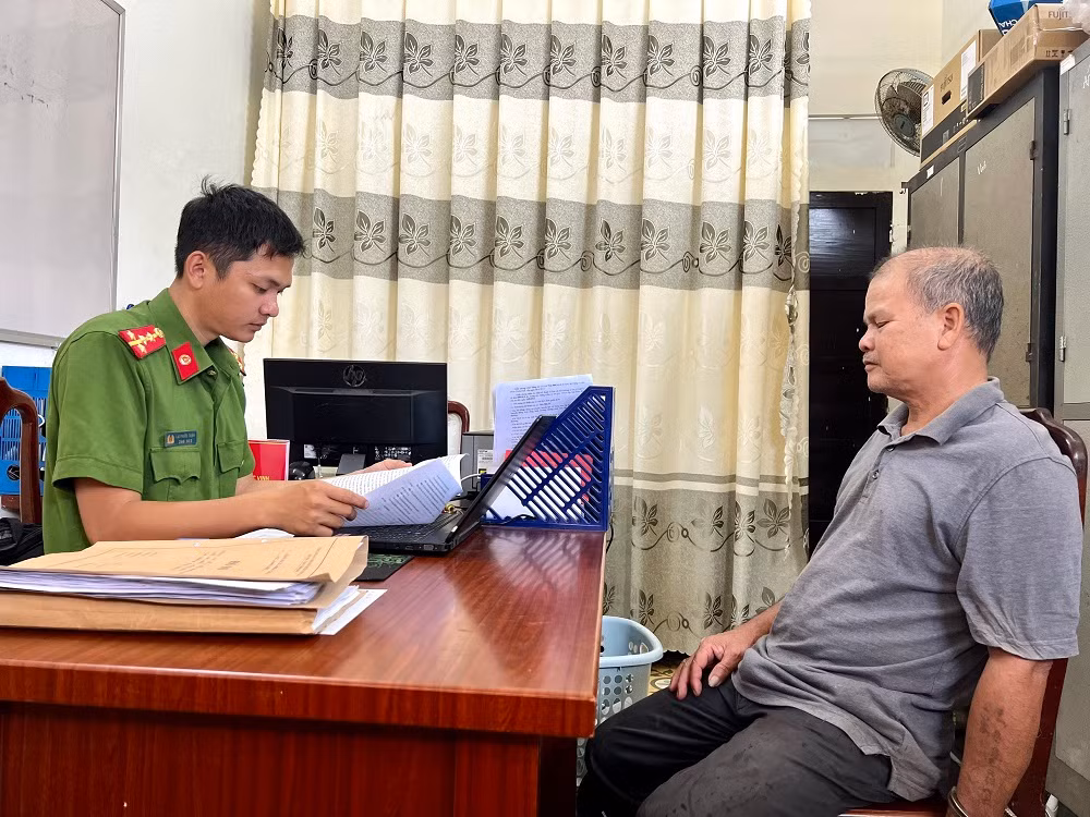 Đối tượng đâm Chủ tịch phường vì… không giải quyết triệt để việc đất đai -0