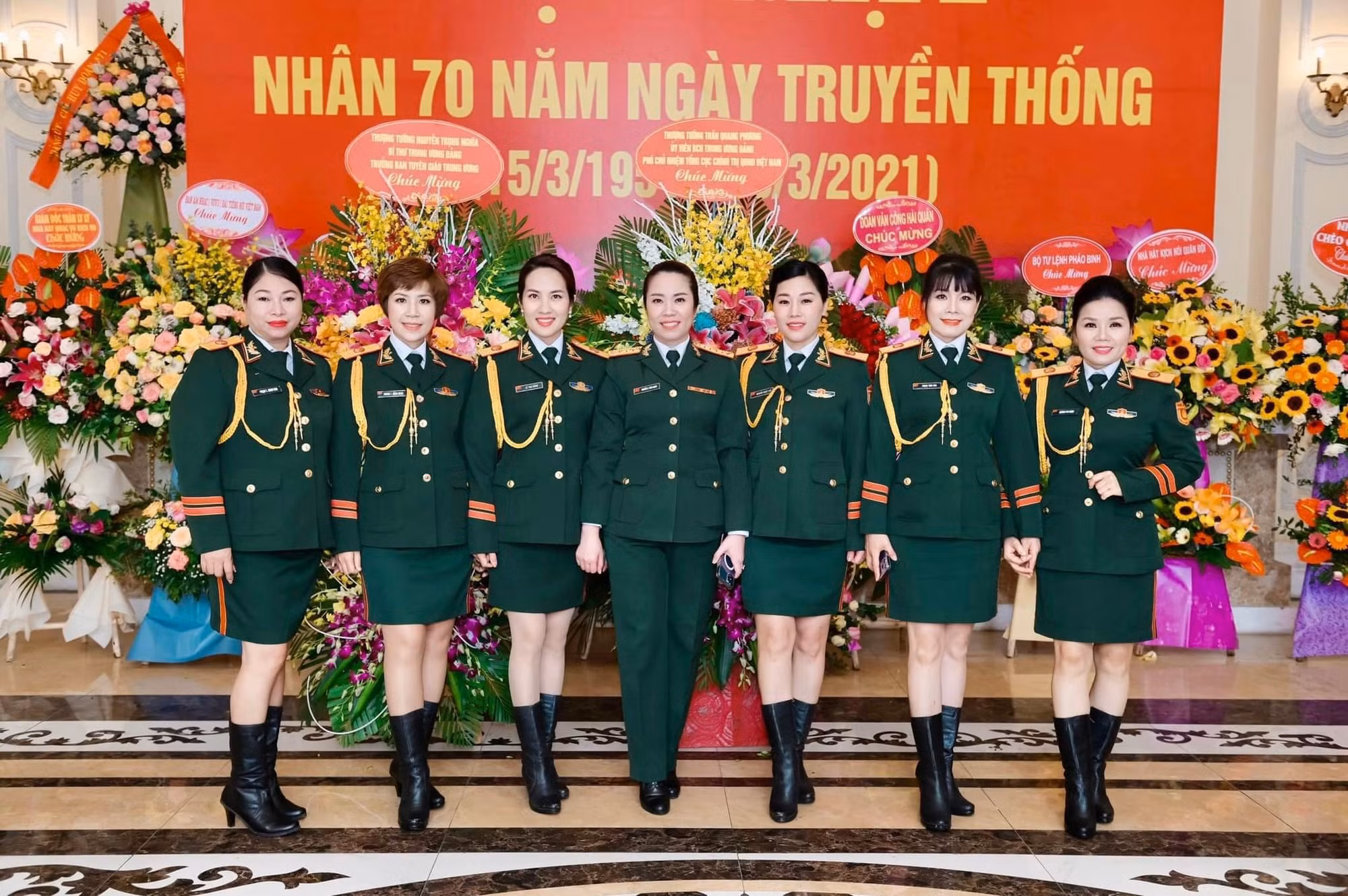 Nghệ sĩ ưu tú Hồng Vy: Ngọn lửa hồng của dòng nhạc thính phòng -0