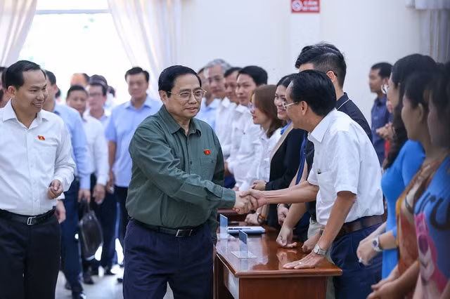 Thủ tướng Phạm Minh Chính tiếp xúc cử tri trước kỳ họp thứ 5, Quốc hội khóa XV -0