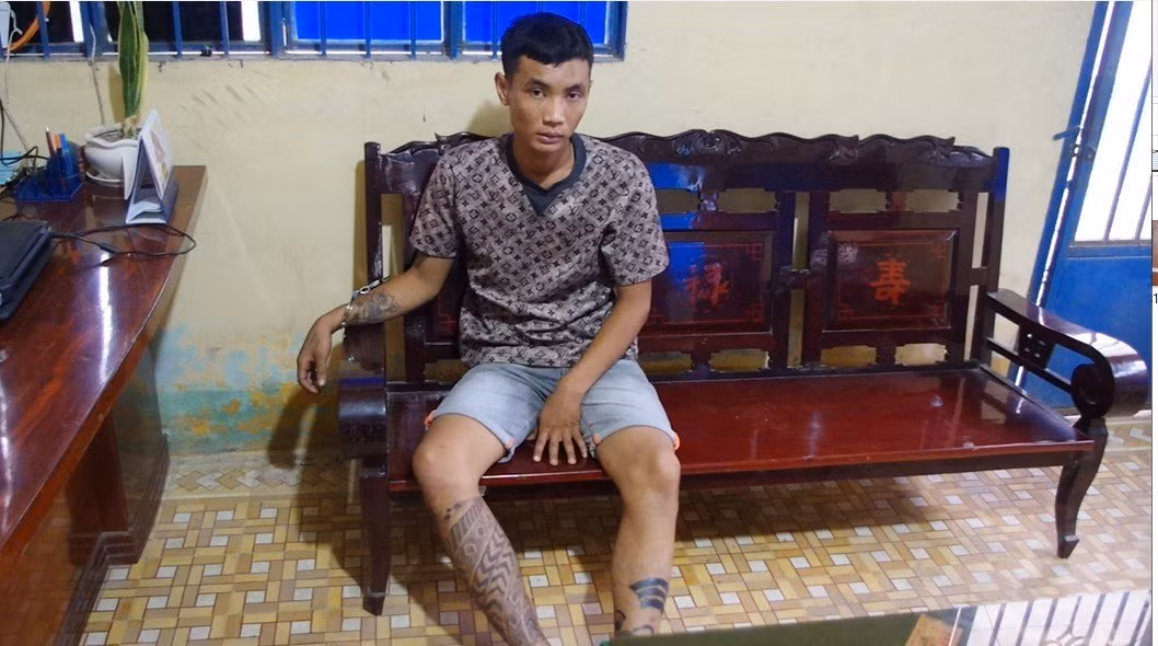 Đôi nam nữ bị cướp khi tâm sự trên bờ đê -0