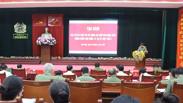 Công an tỉnh Hoà Bình toạ đàm góp ý 5 dự án Luật của Bộ Công an chủ trì soạn thảo
