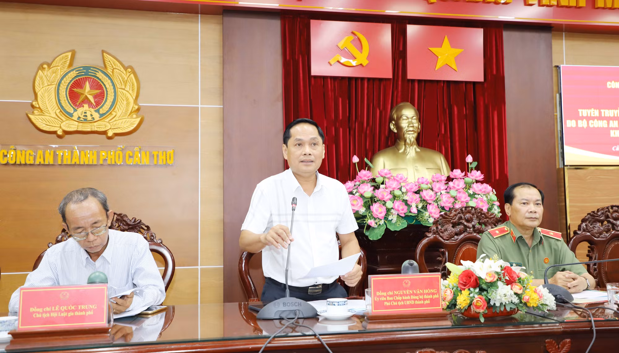 Công an TP Cần Thơ lấy ý kiến đóng góp các dự án luật do Bộ Công an chủ trì soạn thảo trình Quốc hội -0