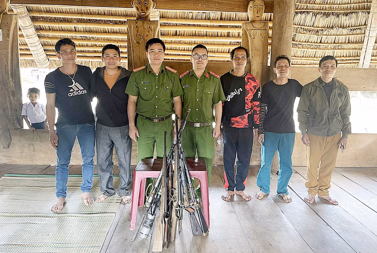 Đồng bào Cơ Tu chung sức gìn giữ 