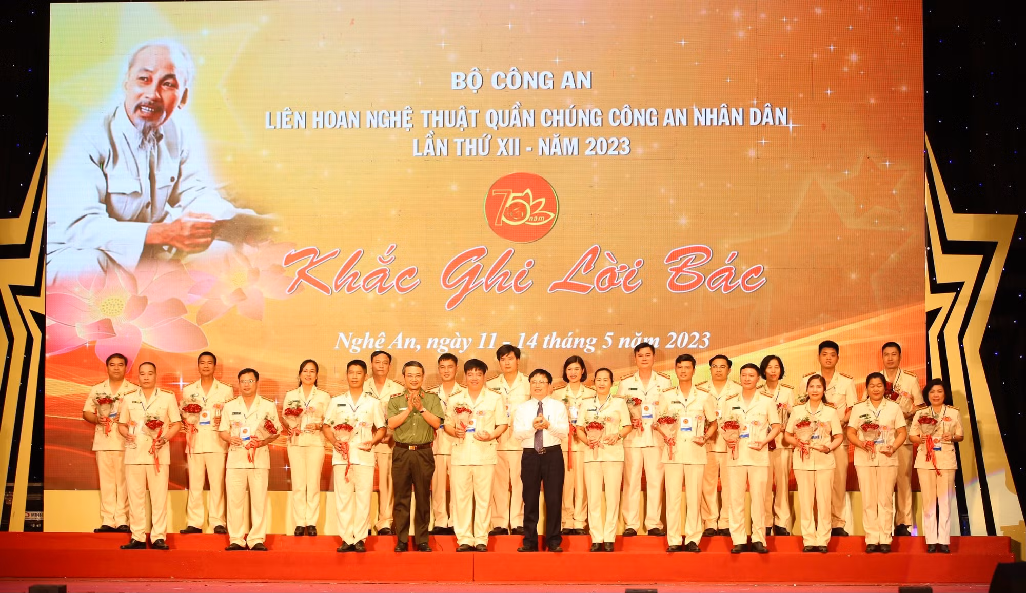 Khai mạc Liên hoan nghệ thuật quần chúng Công an nhân dân, lần thứ XII - khu vực IV -0