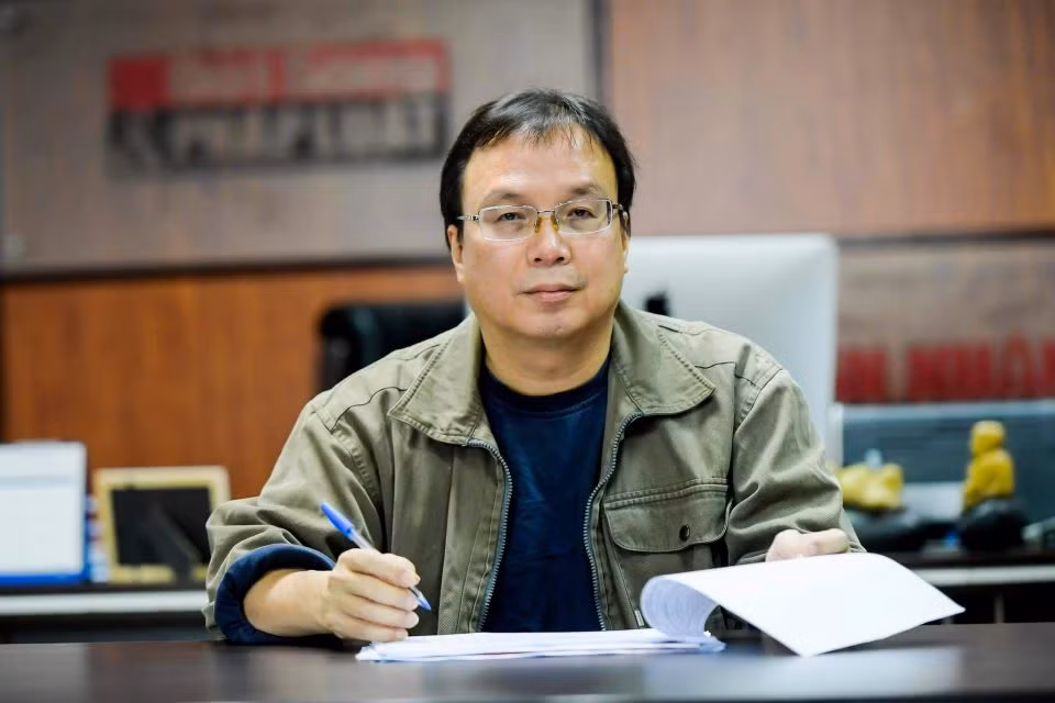 nhà báo nhà thơ nguyễn tiến thanh- tổng biên tập báo đời sống và pháp luật...jpg -0