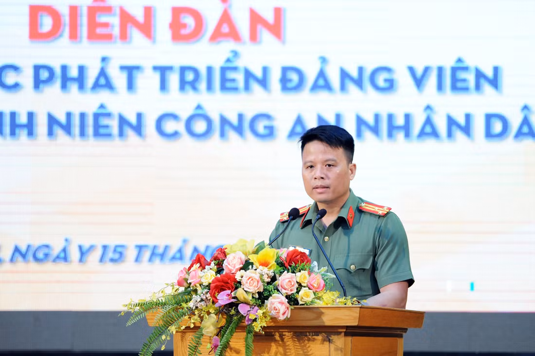 Diễn đàn 