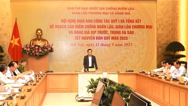 Nghiêm cấm tiếp tay, bảo kê buôn lậu, gian lận thương mại