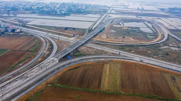 Xử lý nghiêm chủ đầu tư thiếu trách nhiệm làm chậm tiến độ giải ngân vốn đầu tư công