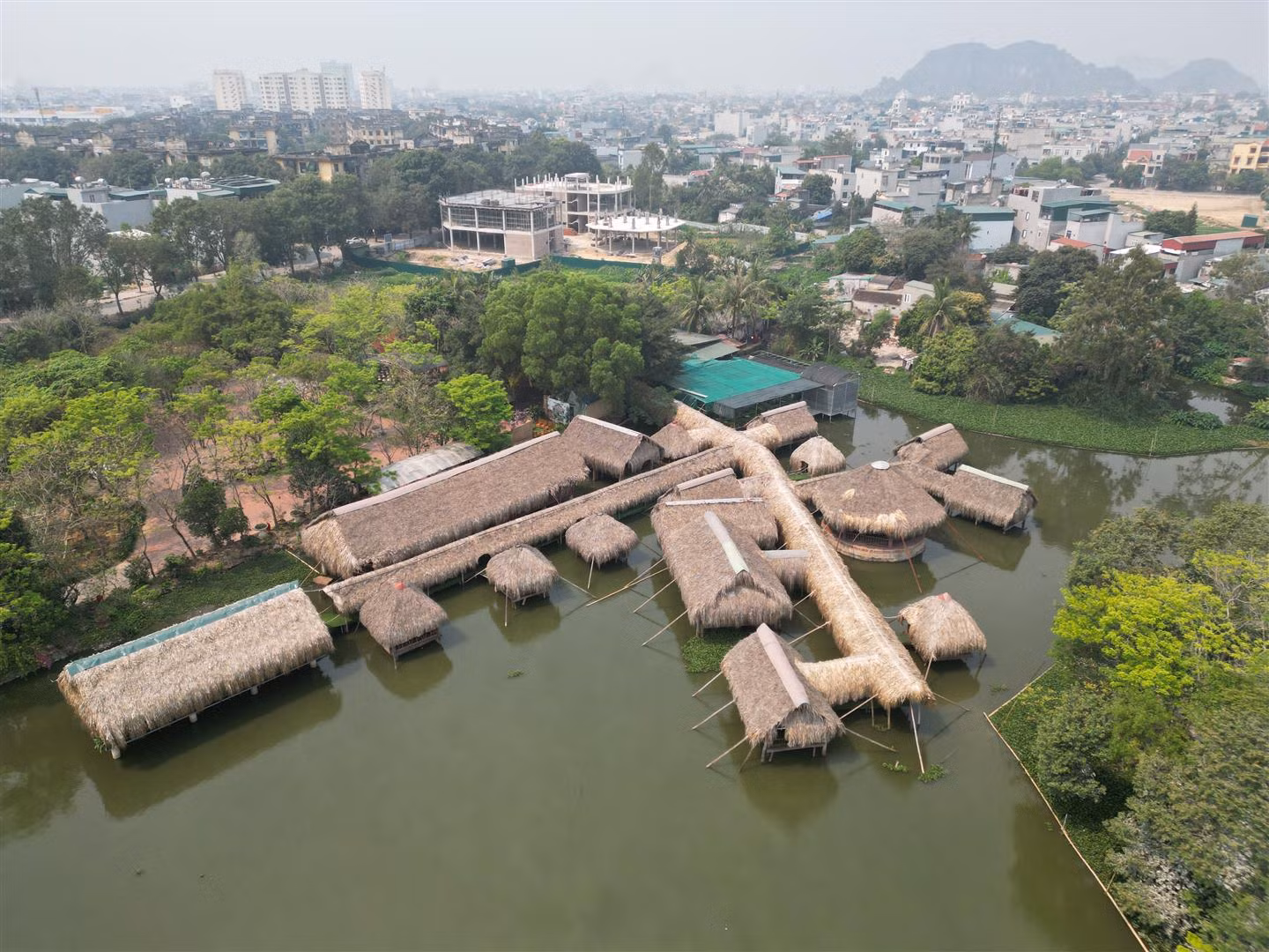 Cần xử lý nghiêm sai phạm tại nhà hàng Hoa Hoa -0
