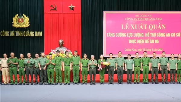 Quảng Nam tăng cường lực lượng hỗ trợ Công an cơ sở thực hiện Đề án 06