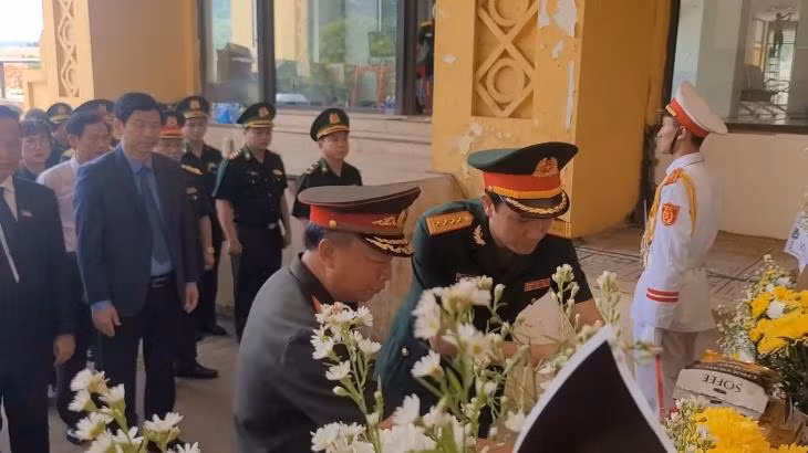  Đón về nước 19 hài cốt liệt sĩ quân tình nguyện và chuyên gia -0
