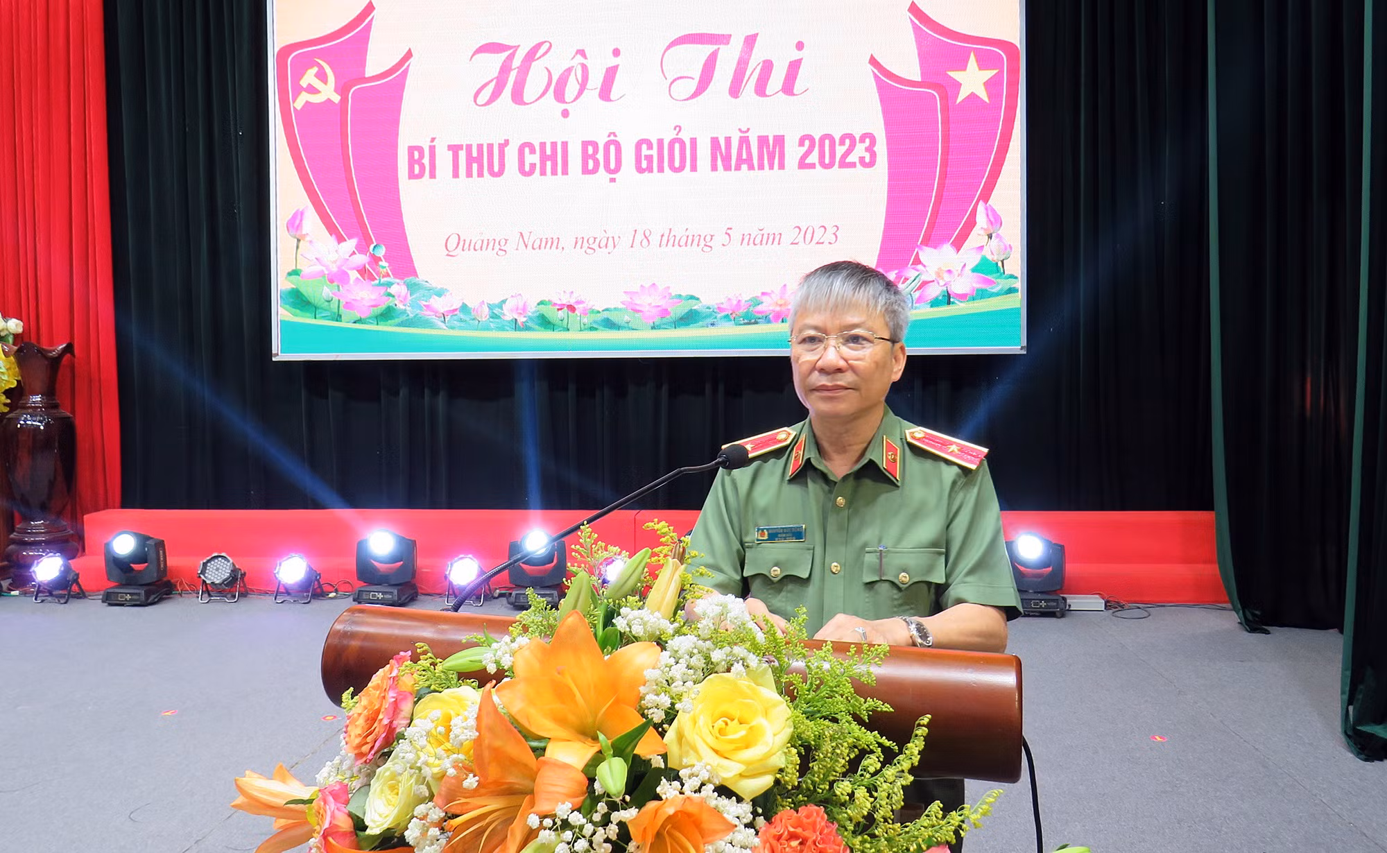 15 thí sinh tranh tài tại vòng chung kết Hội thi Bí thư Chi bộ giỏi -0
