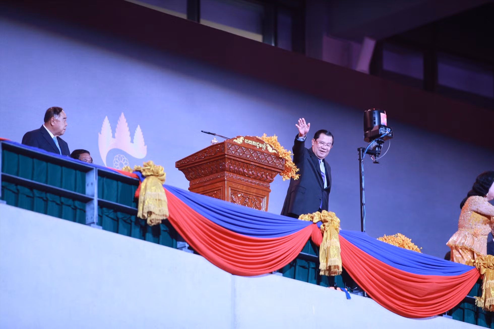 Những hình ảnh ấn tượng lại lễ bế mạc SEA Games 32 -1