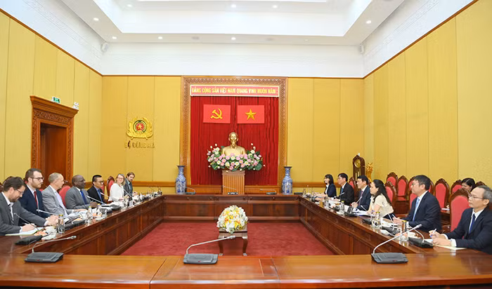 Việt Nam luôn đảm bảo quyền tự do tín ngưỡng và tôn giáo -0