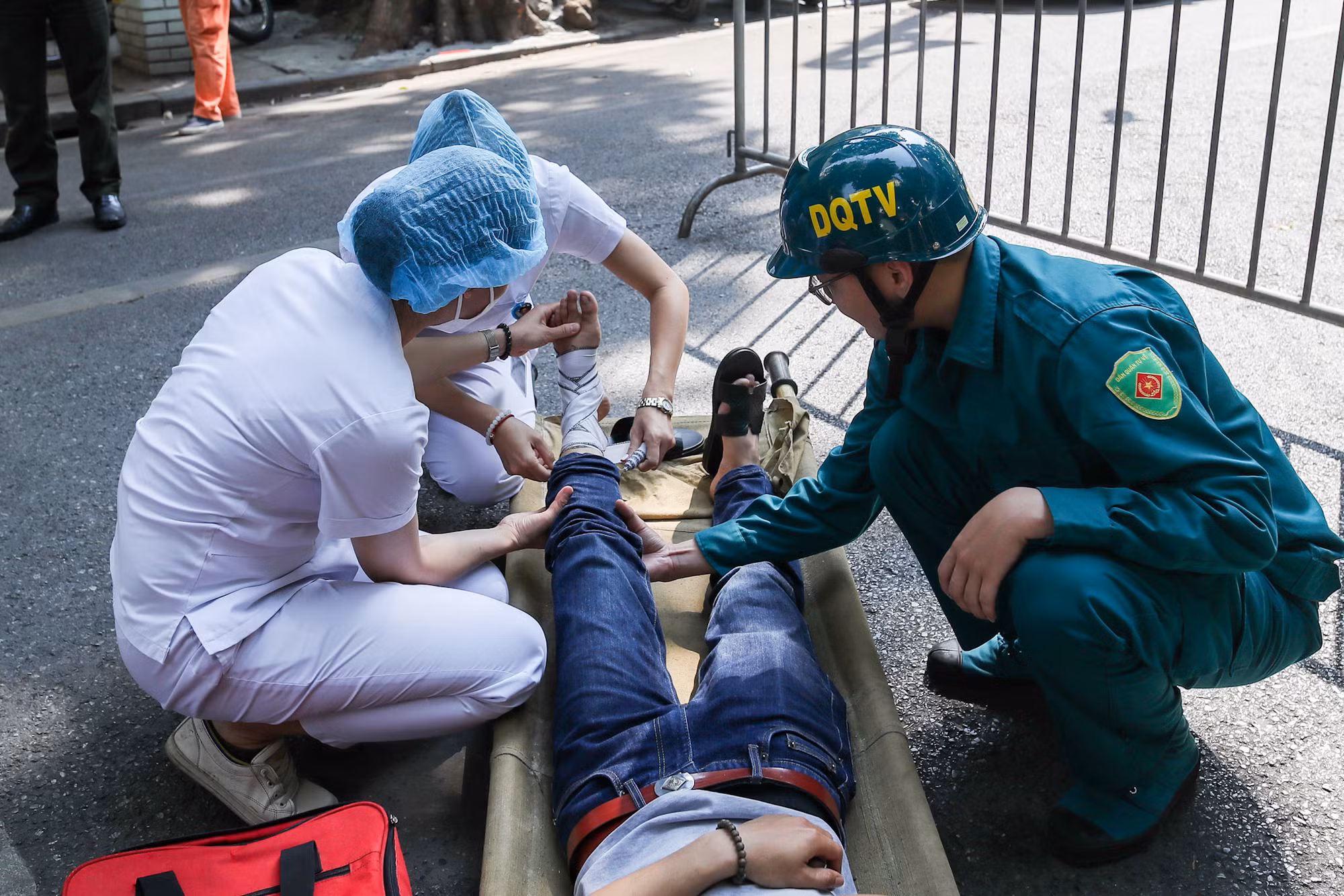 Công an phường Tràng Tiền tổ chức diễn tập phòng cháy theo mô hình mới -0
