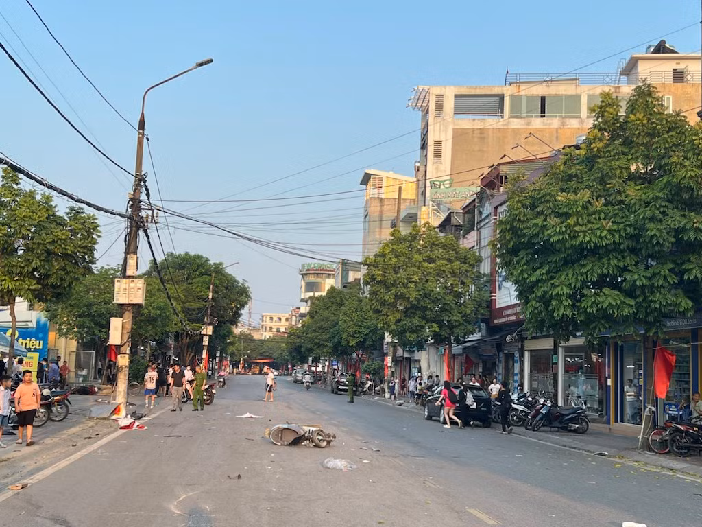 Uống rượu, lái xe gây tai nạn làm 4 người bị thương -2