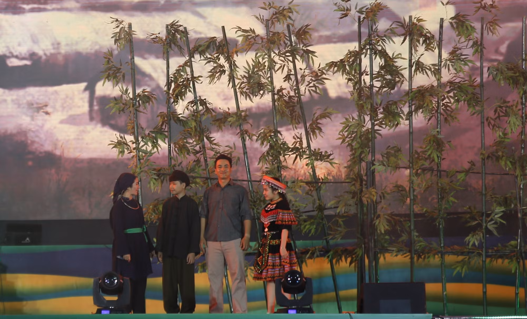 Tổng duyệt chương trình nghệ thuật “Nhớ mãi ơn Người – Hồ Chí Minh” -3