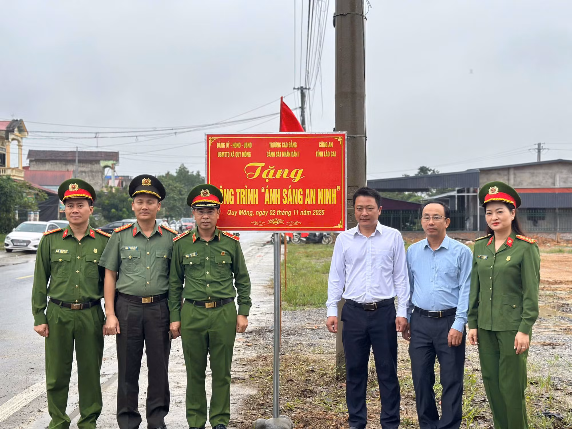Trường Cao đẳng CSND I và Bệnh viện Đại học Y Hà Nội tổ chức khám bệnh, phát thuốc miễn phí cho bà con nhân dân -0