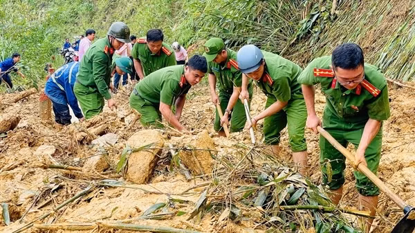 Đà Nẵng: Chi 200 tỷ đồng hỗ trợ người dân và khắc phục sau mưa lũ