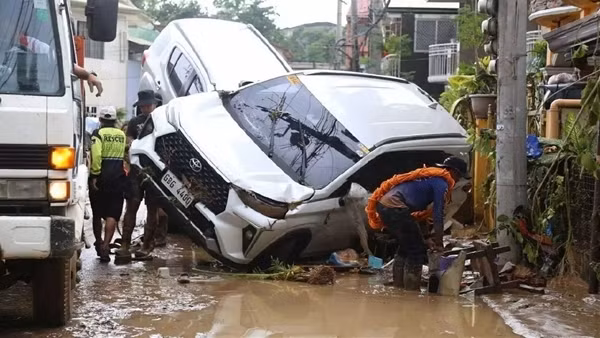 Ít nhất 40 người chết sau khi bão Kalmaegi quét qua Philippines