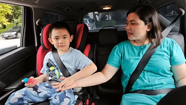 Quy định mới về thiết bị an toàn cho trẻ em trên ôtô: Giảm thiểu rủi ro và khả thi