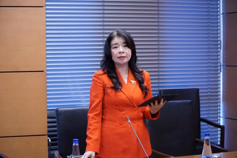 lê thu hà.jpg -0