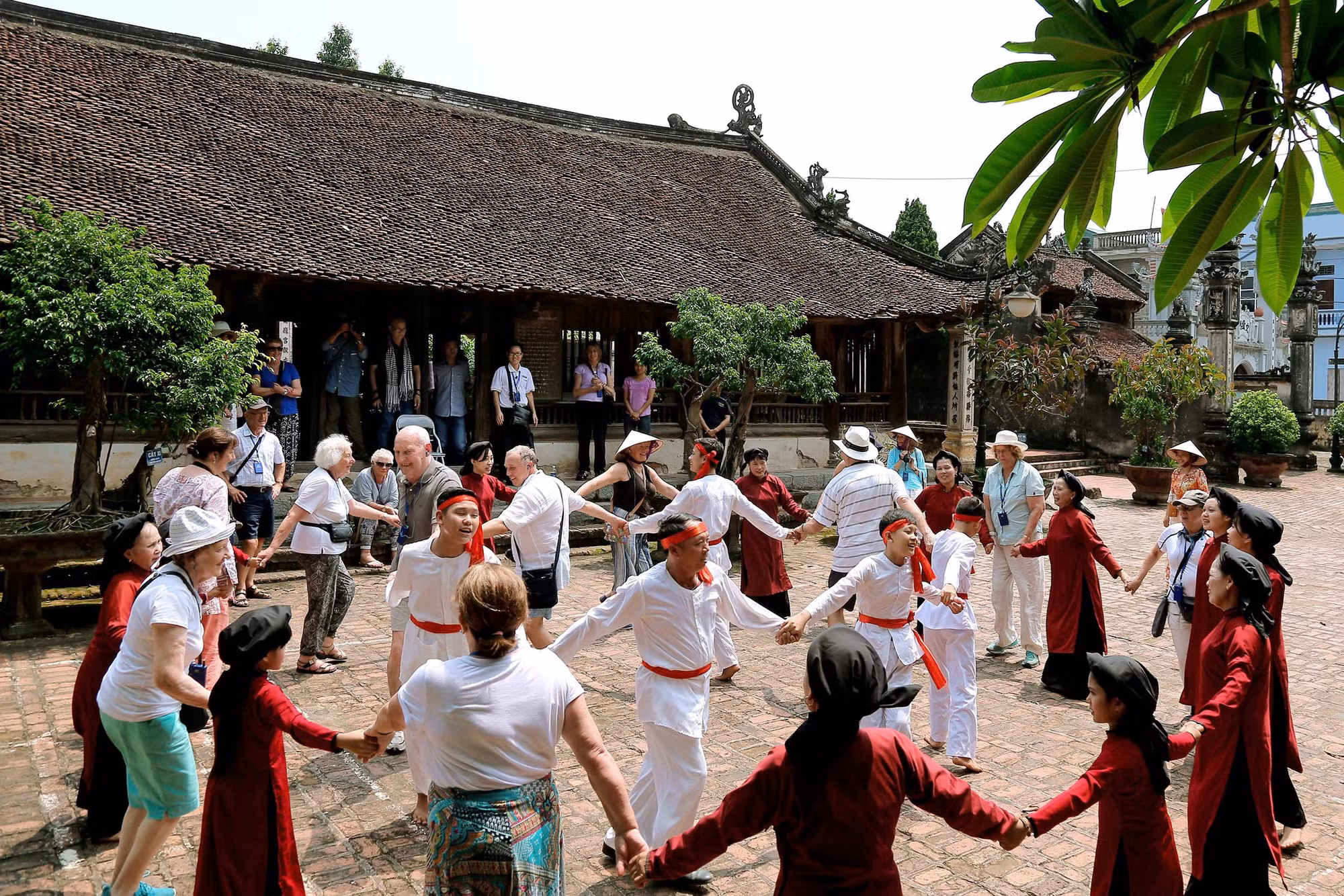 Khám phá Đất Tổ: Bốn mùa, một hành trình -0