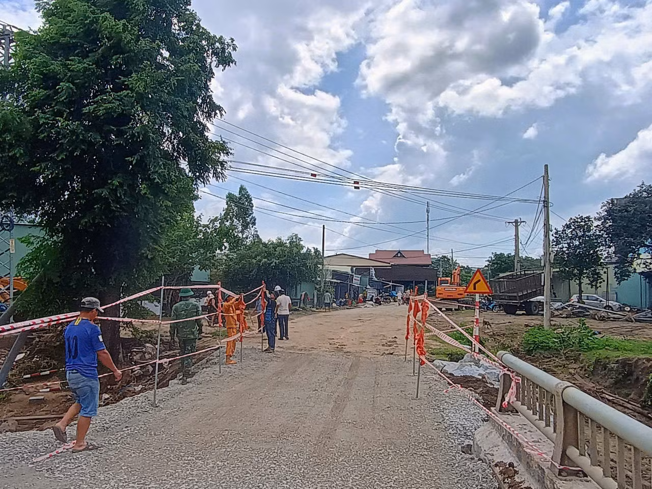 12h đã chính thức thông xe cầu Đăk Pờ Tó Gia Lai sau sự cố đứt gãy -0