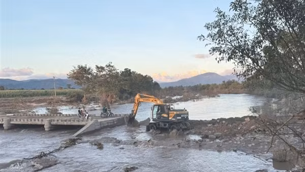 Ngầm tràn bị lũ cuốn trôi, 112 hộ với 521 nhân khẩu bị cô lập