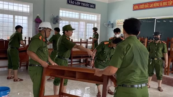 Gia Lai: Không để việc đến trường của học sinh bị ngắt quãng sau bão