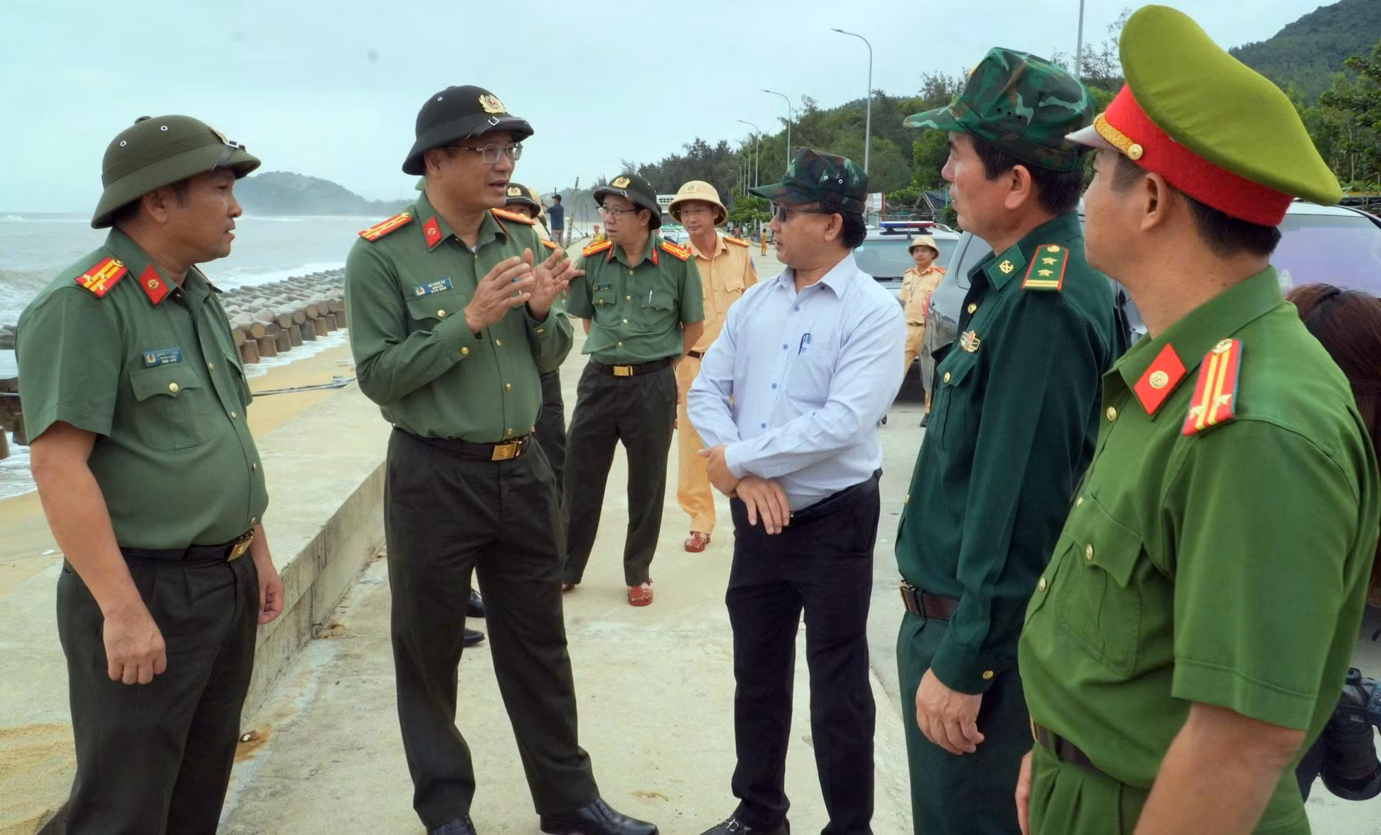 Công an tỉnh Quảng Ngãi thành lập Ban Chỉ huy tiền phương ứng phó bão số 13 -0