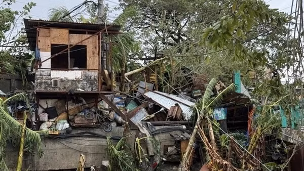 Bão Kalmaegi đổ bộ, Philippines cảnh báo kịch bản đáng lo ngại